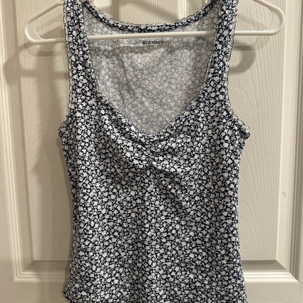 Small Old Navy Floral Top